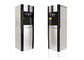 El dispensador libre del agua derecha de 3 golpecitos, suela el dispensador del agua derecha con el refrigerador